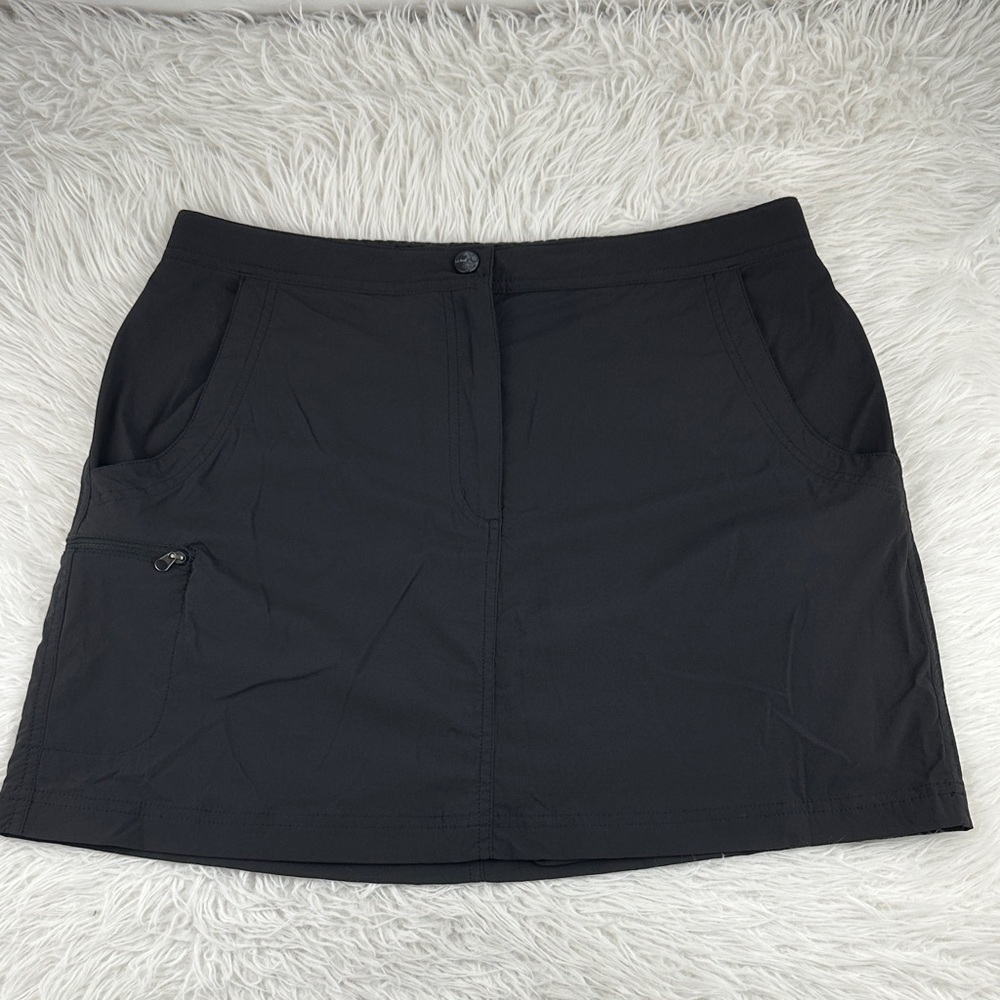 L.L. Bean Black Cargo Skirt Skort Adjustable Waist (Size 10)